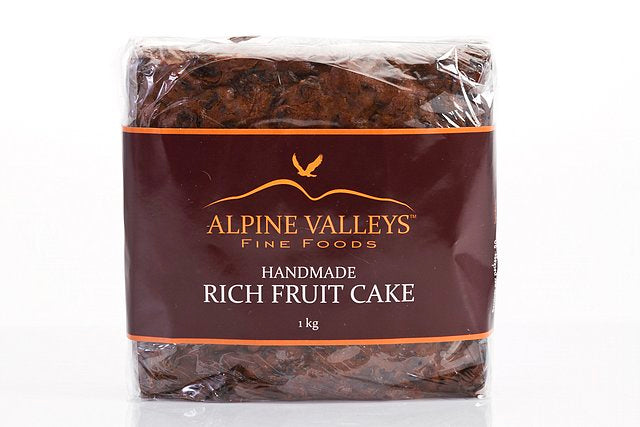 Christmas Rich Fruit Cake 1 kg – handmade festive fruit cake with brandy, vine fruits and spices. Traditional recipe, moist and rich flavour.